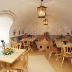 Schloss Zu Hotel