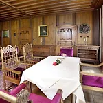 Schloss Zu Hopferau