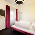 Schloss Zu Hotel Hopferau