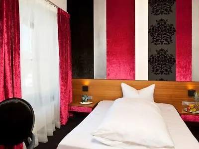 Schloss Zu 4*