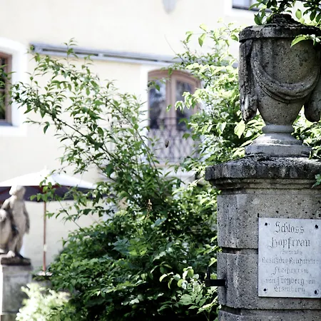 Schloss Zu Hotel Hopferau