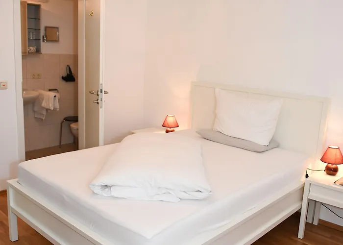 Ξενοδοχείο Schloss Zu 4*