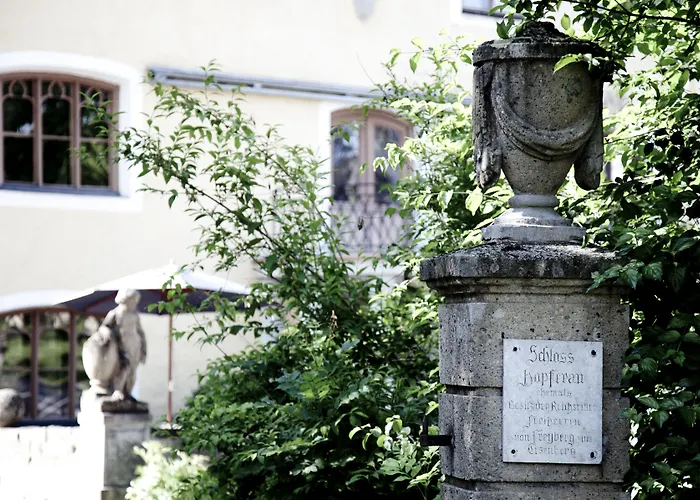 Schloss Zu Ξενοδοχείο Hopferau