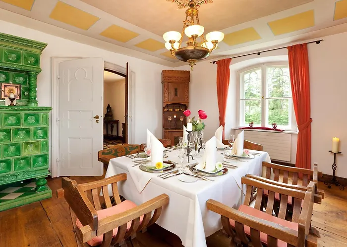 Schloss Zu 4* Hopferau