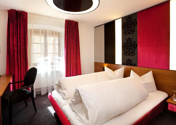 Ξενοδοχείο Schloss Zu 4*