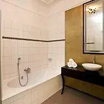 Hotel Schloss Zu 4*