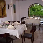 Schloss Zu Hotel 4*