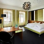 Hotel Schloss Zu 4*