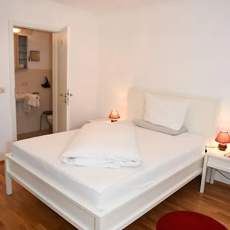 Otel Schloss Zu 4*