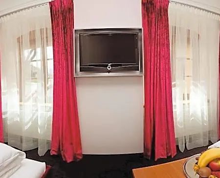 Schloss Zu 4* Hopferau