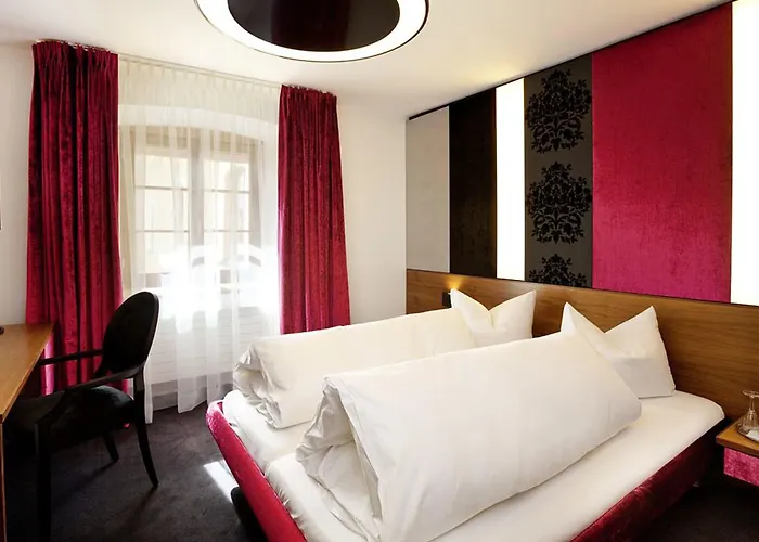 Hotel Schloss Zu 4*